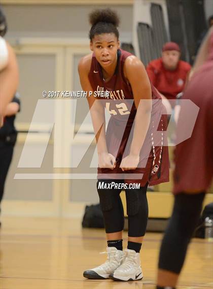 Thumbnail 1 in Ouachita Parish vs. Destrehan (LHSAA 5A Quarterfinal Playoff) photogallery.