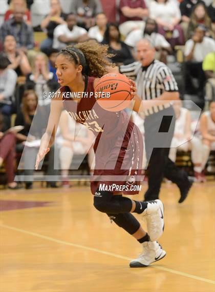 Thumbnail 3 in Ouachita Parish vs. Destrehan (LHSAA 5A Quarterfinal Playoff) photogallery.