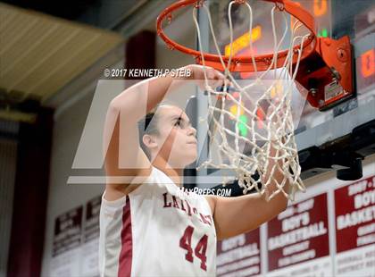 Thumbnail 3 in Ouachita Parish vs. Destrehan (LHSAA 5A Quarterfinal Playoff) photogallery.