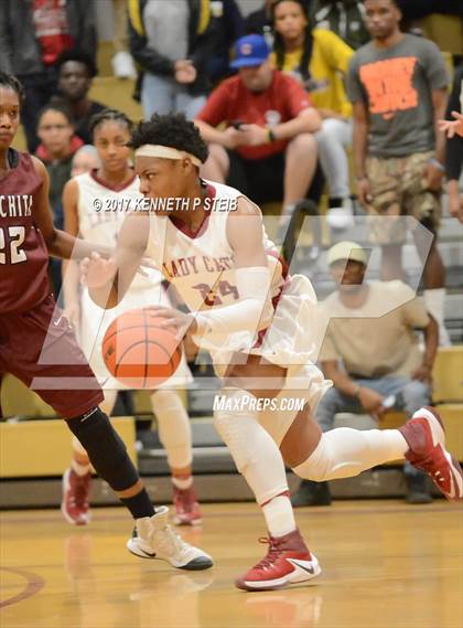 Thumbnail 2 in Ouachita Parish vs. Destrehan (LHSAA 5A Quarterfinal Playoff) photogallery.