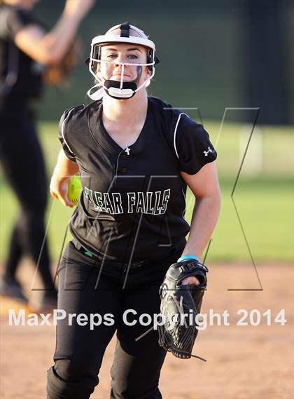 Thumbnail 3 in Clear Falls vs Clear Brook photogallery.