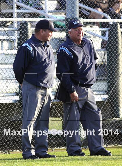 Thumbnail 1 in Clear Falls vs Clear Brook photogallery.