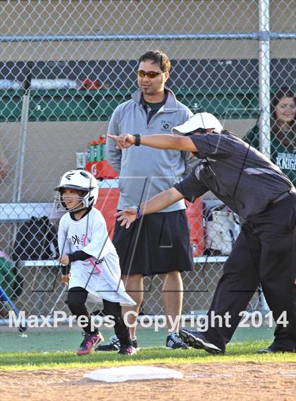 Thumbnail 2 in Clear Falls vs Clear Brook photogallery.