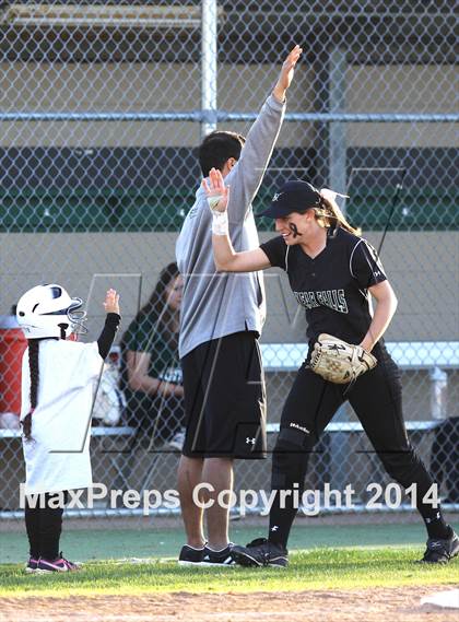 Thumbnail 3 in Clear Falls vs Clear Brook photogallery.