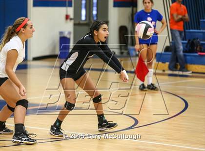Thumbnail 3 in Bishop Kenny @ Bolles photogallery.