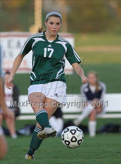 Thumbnail 2 in South vs Olathe East photogallery.
