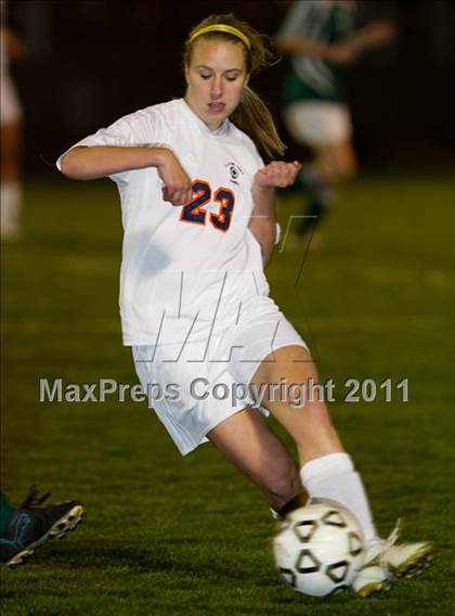 Thumbnail 1 in South vs Olathe East photogallery.
