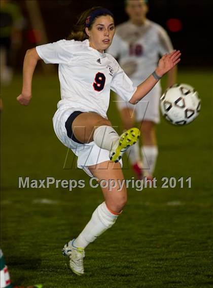 Thumbnail 3 in South vs Olathe East photogallery.