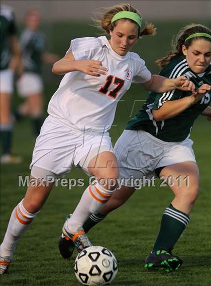 Thumbnail 3 in South vs Olathe East photogallery.