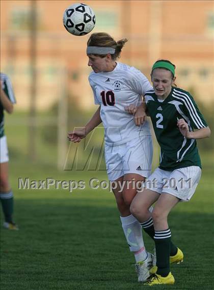 Thumbnail 1 in South vs Olathe East photogallery.