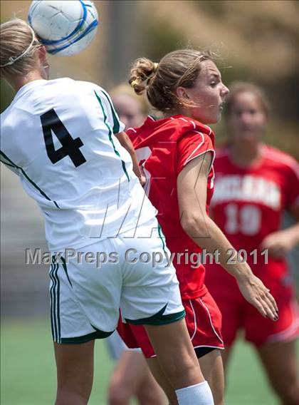 Thumbnail 3 in Cox vs. McLean (VHSL AAA Final) photogallery.