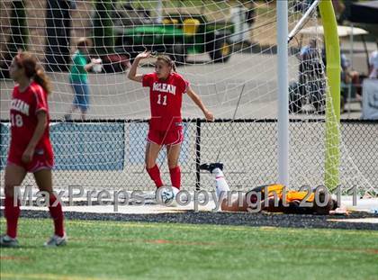 Thumbnail 1 in Cox vs. McLean (VHSL AAA Final) photogallery.