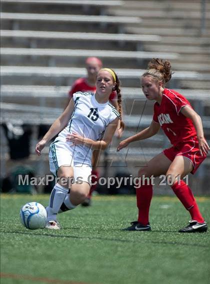 Thumbnail 2 in Cox vs. McLean (VHSL AAA Final) photogallery.