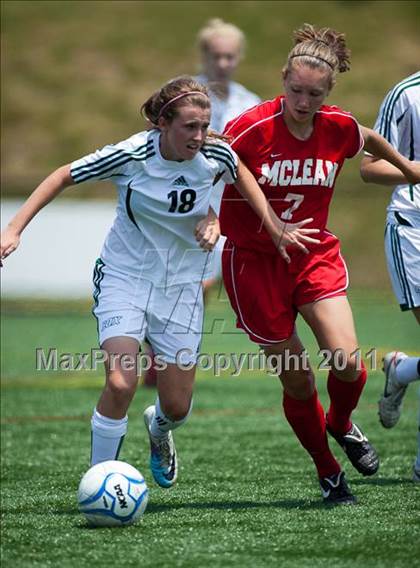 Thumbnail 3 in Cox vs. McLean (VHSL AAA Final) photogallery.