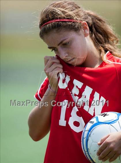 Thumbnail 2 in Cox vs. McLean (VHSL AAA Final) photogallery.