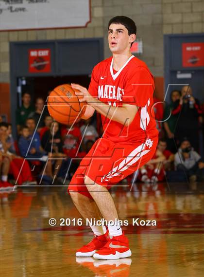 Thumbnail 3 in Foothills Christian vs. Mater Dei (Nike Extravaganza) photogallery.