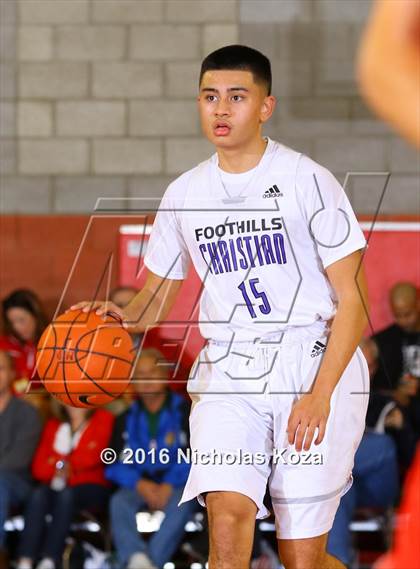 Thumbnail 3 in Foothills Christian vs. Mater Dei (Nike Extravaganza) photogallery.
