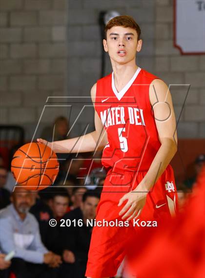 Thumbnail 2 in Foothills Christian vs. Mater Dei (Nike Extravaganza) photogallery.