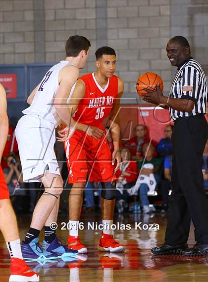 Thumbnail 1 in Foothills Christian vs. Mater Dei (Nike Extravaganza) photogallery.