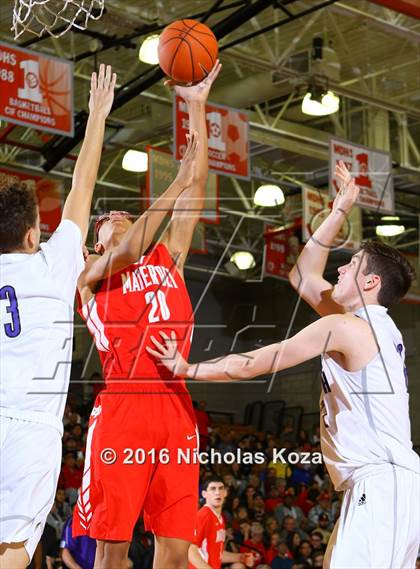 Thumbnail 3 in Foothills Christian vs. Mater Dei (Nike Extravaganza) photogallery.