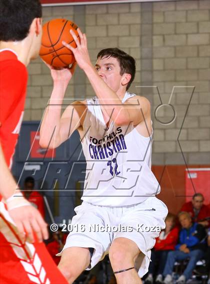 Thumbnail 3 in Foothills Christian vs. Mater Dei (Nike Extravaganza) photogallery.