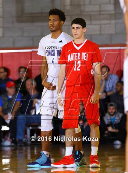 Thumbnail 3 in Foothills Christian vs. Mater Dei (Nike Extravaganza) photogallery.