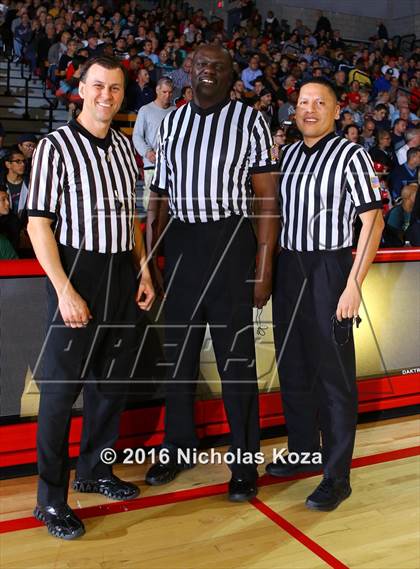 Thumbnail 3 in Foothills Christian vs. Mater Dei (Nike Extravaganza) photogallery.