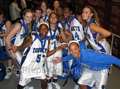 Thumbnail 3 in Marlborough vs. La Jolla Country Day  (CIF SoCal D4 Final) photogallery.