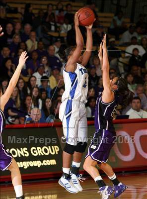 Thumbnail 3 in Marlborough vs. La Jolla Country Day  (CIF SoCal D4 Final) photogallery.