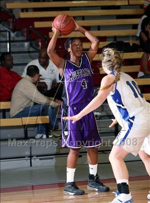 Thumbnail 2 in Marlborough vs. La Jolla Country Day  (CIF SoCal D4 Final) photogallery.