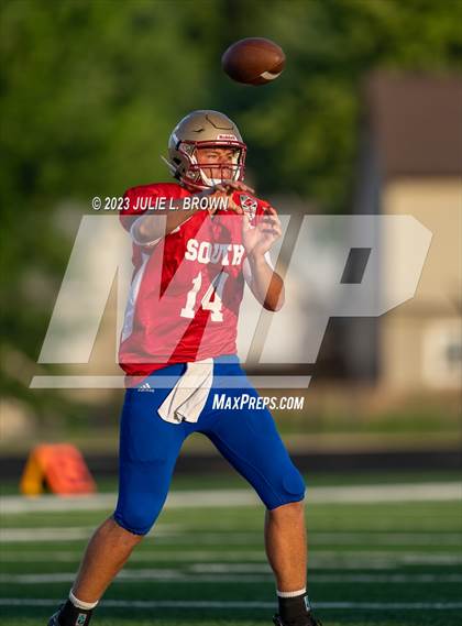 Thumbnail 3 in Murat Shrine North/South All Star Classic photogallery.