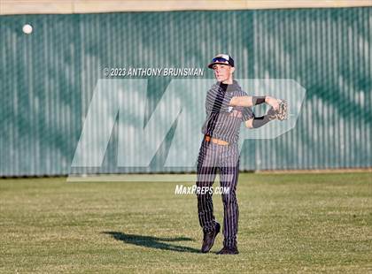 Thumbnail 1 in Oakmont vs. Woodland (CIF SJS D4 Final) photogallery.