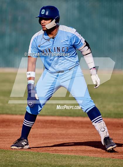 Thumbnail 2 in Oakmont vs. Woodland (CIF SJS D4 Final) photogallery.