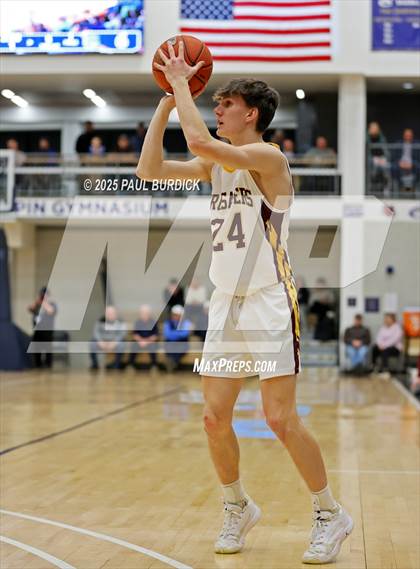 Thumbnail 3 in Otto-Eldred vs. Elk County Catholic (District 9 1A Final) photogallery.