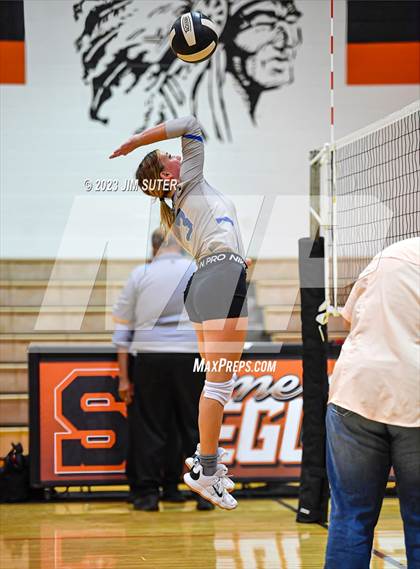 Thumbnail 3 in Somerville vs Anderson-Shiro photogallery.