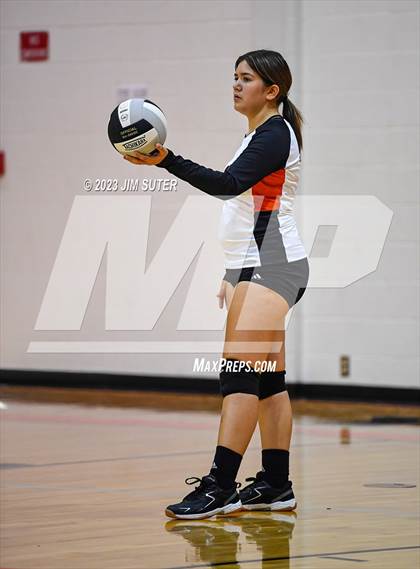 Thumbnail 3 in Somerville vs Anderson-Shiro photogallery.