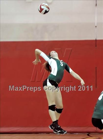 Thumbnail 3 in South vs. Los Alamitos (Molten Classic) photogallery.