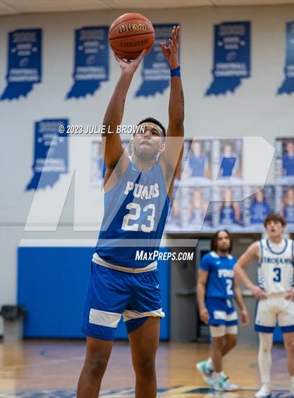 Thumbnail 1 in Indianapolis Metropolitan @ Indianapolis Bishop Chatard photogallery.