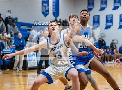 Thumbnail 1 in Indianapolis Metropolitan @ Indianapolis Bishop Chatard photogallery.