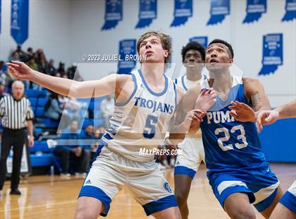 Thumbnail 3 in Indianapolis Metropolitan @ Indianapolis Bishop Chatard photogallery.