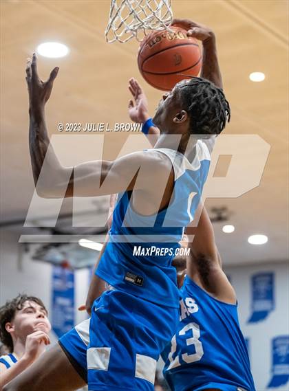 Thumbnail 2 in Indianapolis Metropolitan @ Indianapolis Bishop Chatard photogallery.
