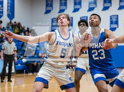 Thumbnail 1 in Indianapolis Metropolitan @ Indianapolis Bishop Chatard photogallery.