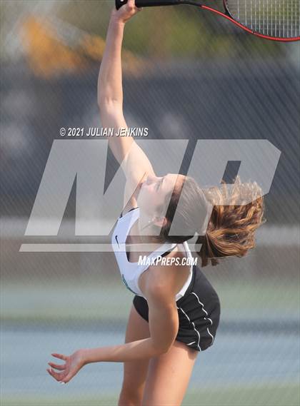 Thumbnail 3 in Eagle @ Meridian photogallery.
