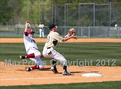 Thumbnail 1 in Bentonville vs. Munford photogallery.