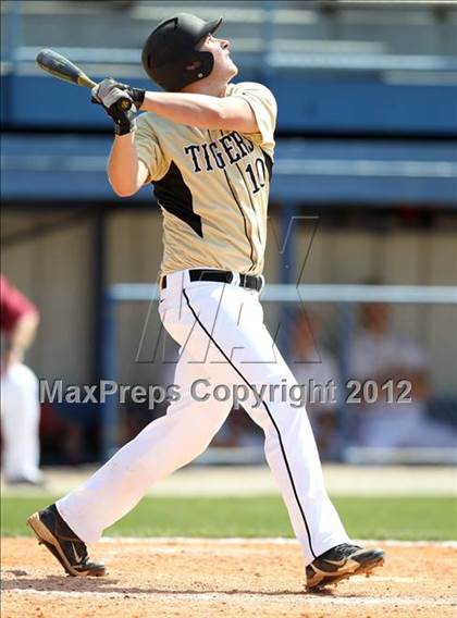 Thumbnail 2 in Bentonville vs. Munford photogallery.