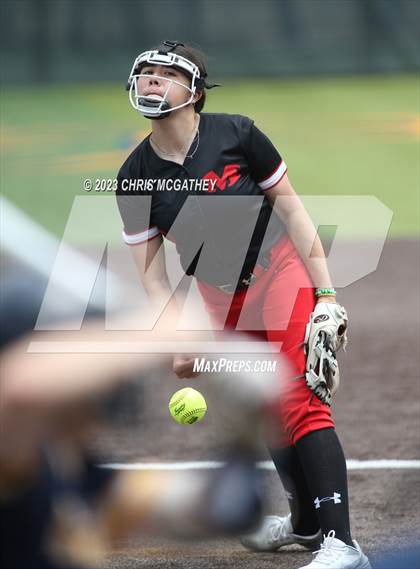 Thumbnail 3 in Arlington Martin @ Highland Park (UIL 6A Softball Region II B-District) photogallery.