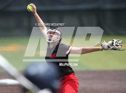 Thumbnail 2 in Arlington Martin @ Highland Park (UIL 6A Softball Region II B-District) photogallery.