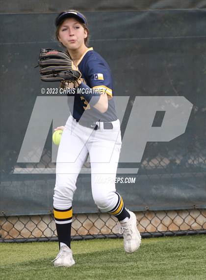 Thumbnail 2 in Arlington Martin @ Highland Park (UIL 6A Softball Region II B-District) photogallery.