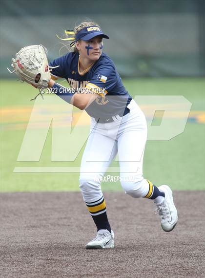 Thumbnail 3 in Arlington Martin @ Highland Park (UIL 6A Softball Region II B-District) photogallery.