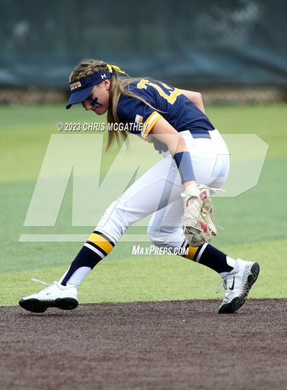 Thumbnail 2 in Arlington Martin @ Highland Park (UIL 6A Softball Region II B-District) photogallery.